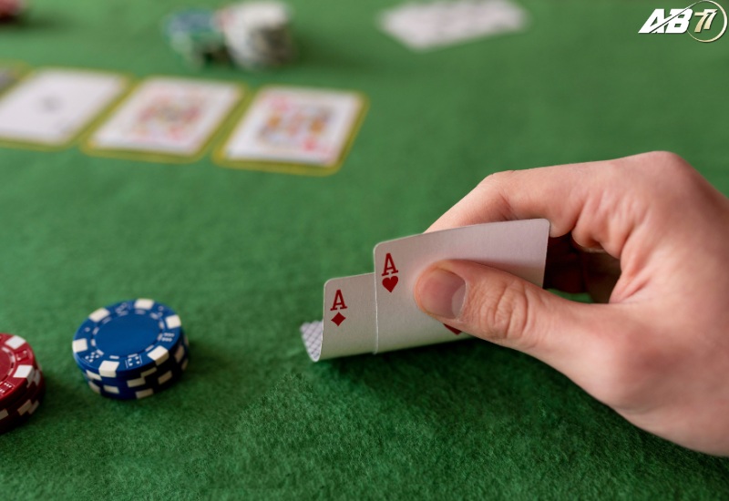 Tâm lý chiến rất quan trong để giành chiến thắng trong Poker